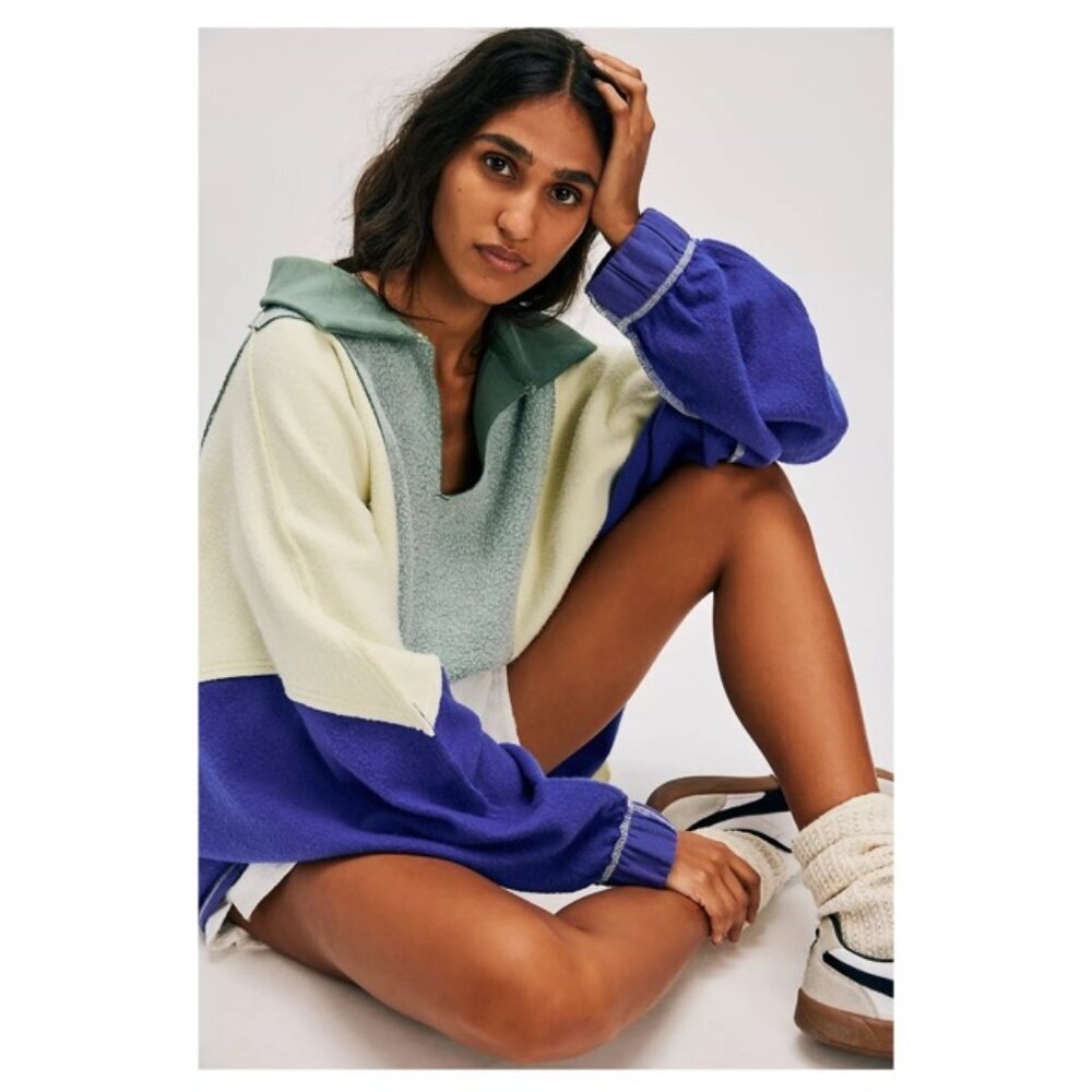 Free People Sidewalk Sweatshirt Size XS NWOT